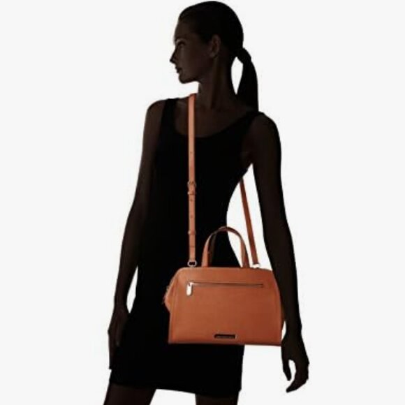 Marc Jacobs Satchel/Crossbody "LIKE NEW" - Picture 16 of 16